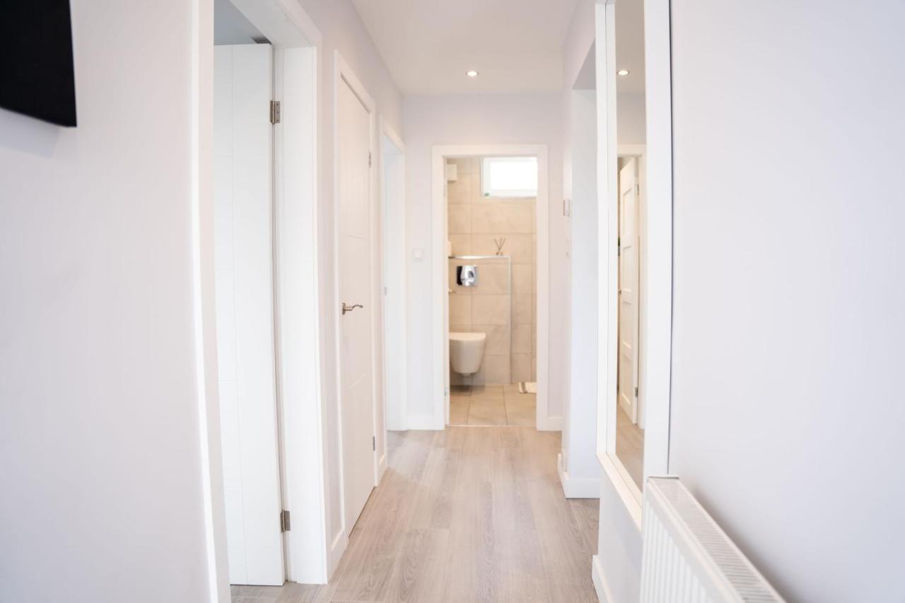 Luxurious Two Bedroom Apartment With Private Parking Perth Extérieur photo